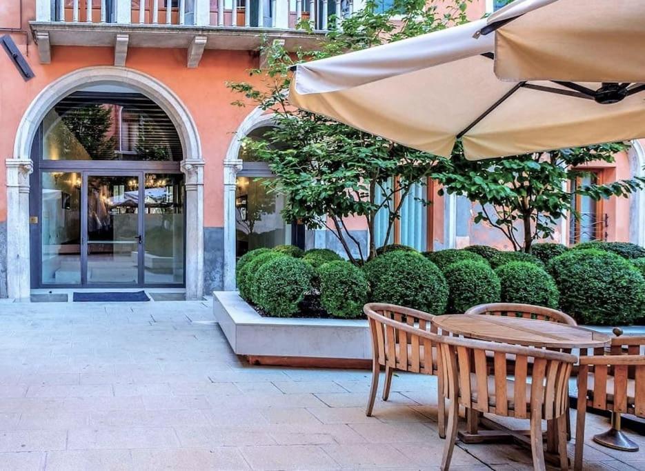 Ca' Vittoria, A Different Way To Stay In Venezia Esterno foto